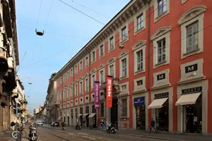 Museo Poldi Pezzoli Milan Museo Poldi Pezzoli facade, Via Manzoni, Milan